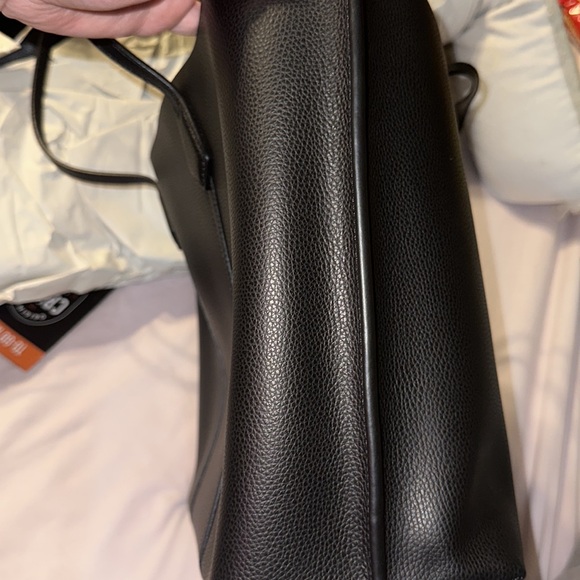 NWT Tory Burch Perry triple compartment tote black pebbled leather very large - Picture 14 of 16